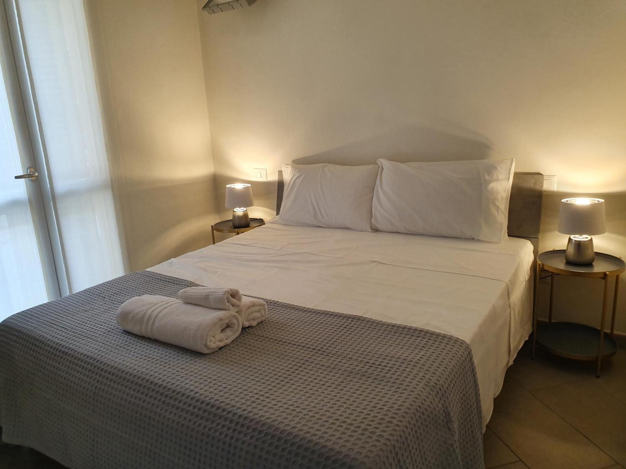 Apartment Alfieri Grey *